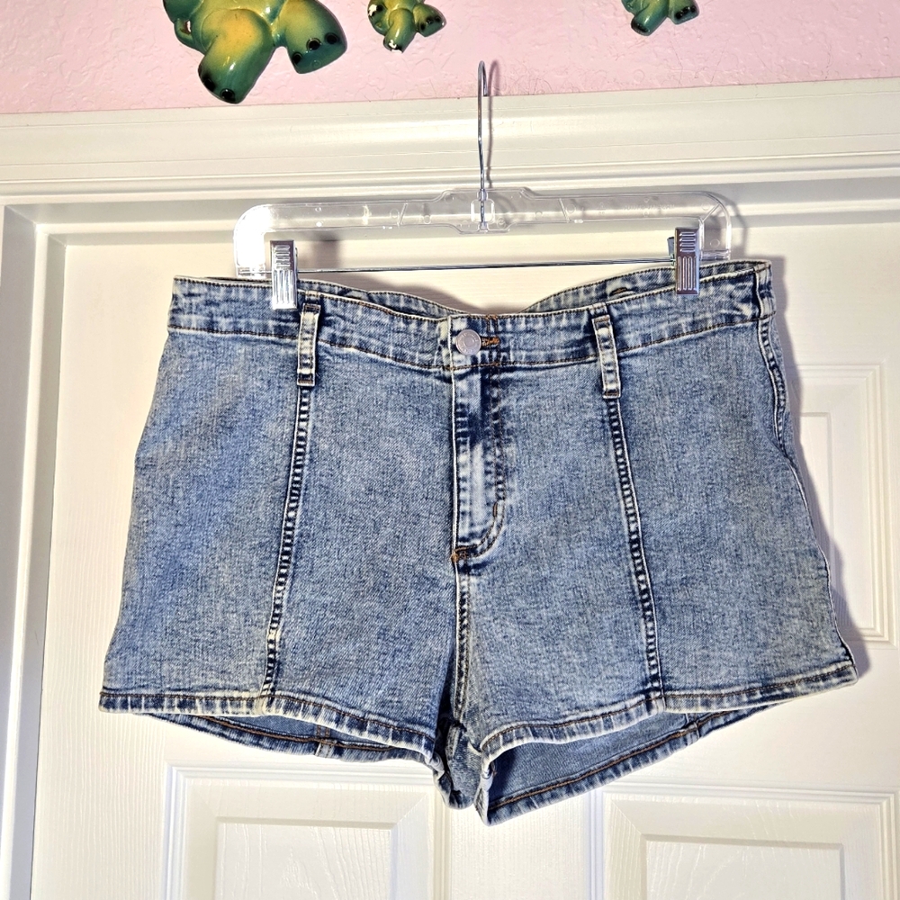 Wild Fable Size 14 Super High Rise Jean Shorts Light Blue Acid Washed Denim